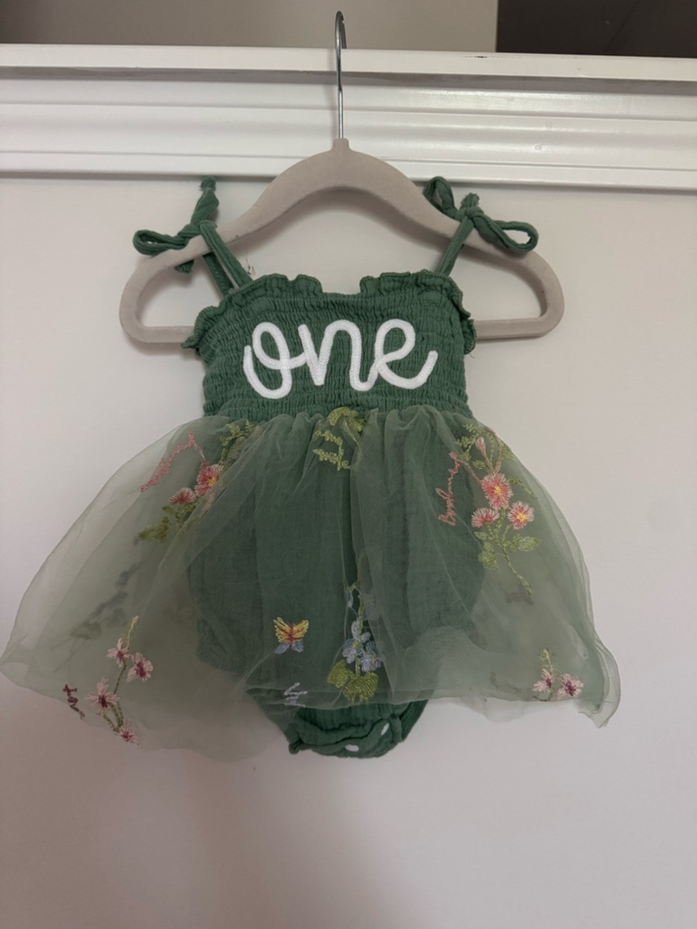 NWOT Green "One" First Birthday Tulle Baby Dress Romper